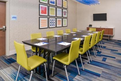 Holiday Inn Express & Suites - Van Horn an IHG Hotel - image 12
