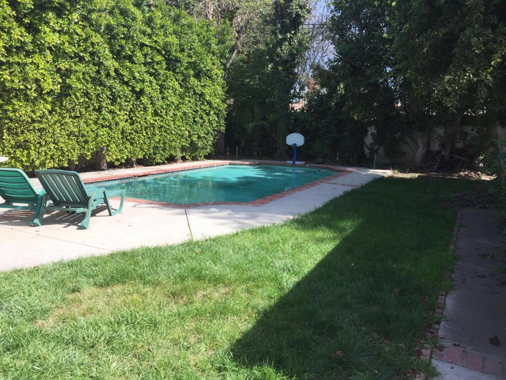 Lovely Studio with a pool - main image