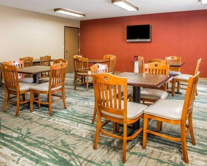 Comfort Inn Van Wert - image 7