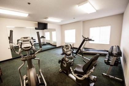 Greystone Inn & Suites - image 12