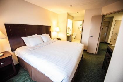 Greystone Inn & Suites - image 5