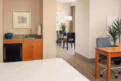Hilton Vancouver Washington - image 10