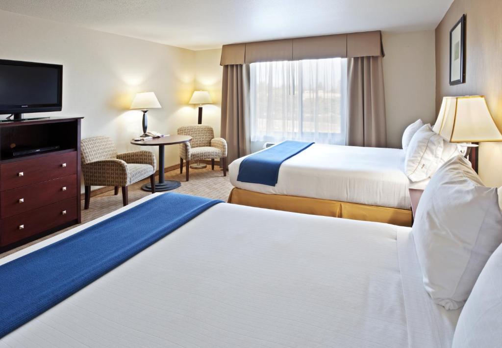 Holiday Inn Express Hotel & Suites Vancouver Mall-Portland Area an IHG Hotel - image 4