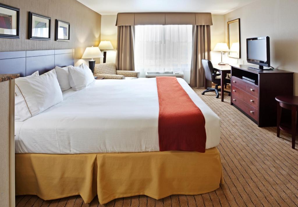 Holiday Inn Express Hotel & Suites Vancouver Mall-Portland Area an IHG Hotel - image 5