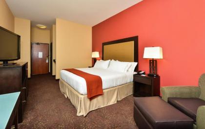 Holiday Inn Express Vancouver North an IHG Hotel - image 13