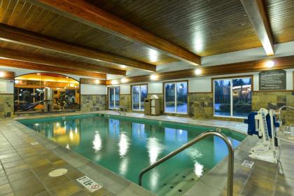 Holiday Inn Express Vancouver North an IHG Hotel - image 3