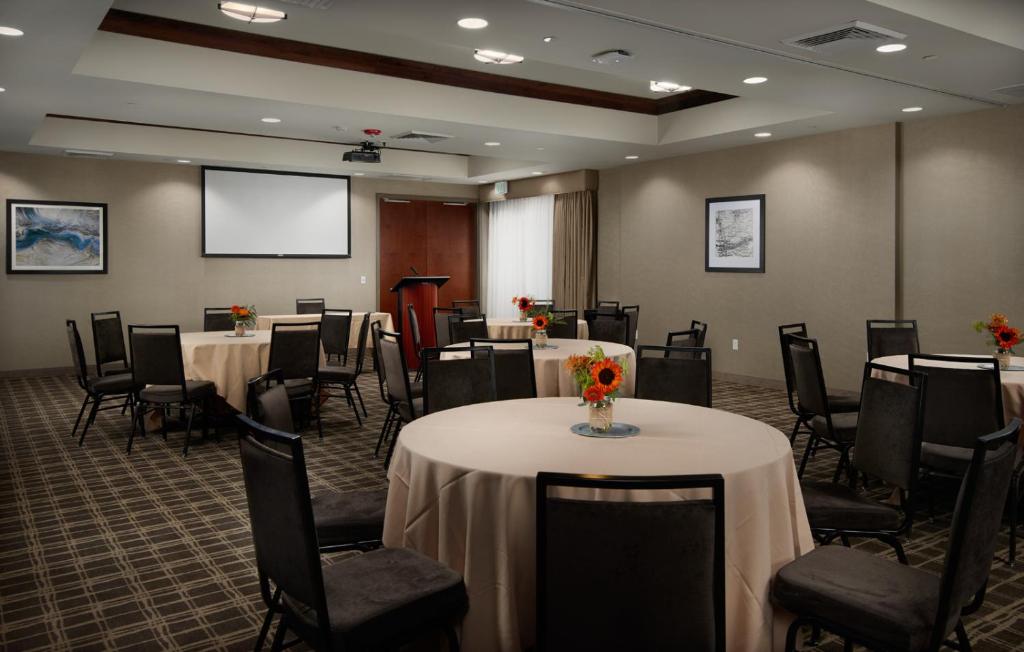 Hampton Inn & Suites Portland/Vancouver - image 7