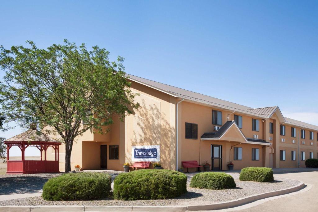 Travelodge by Wyndham Vaughn - main image