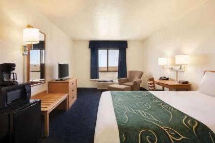 Travelodge by Wyndham Vaughn - image 12