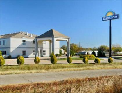 Days Inn by Wyndham Vega TX - image 2