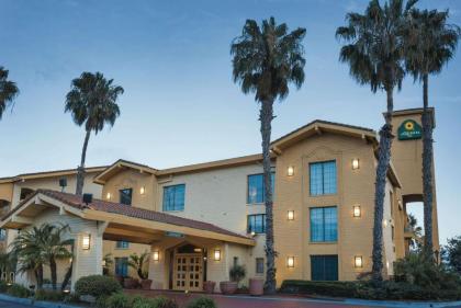 La Quinta Inn by Wyndham Ventura - image 8