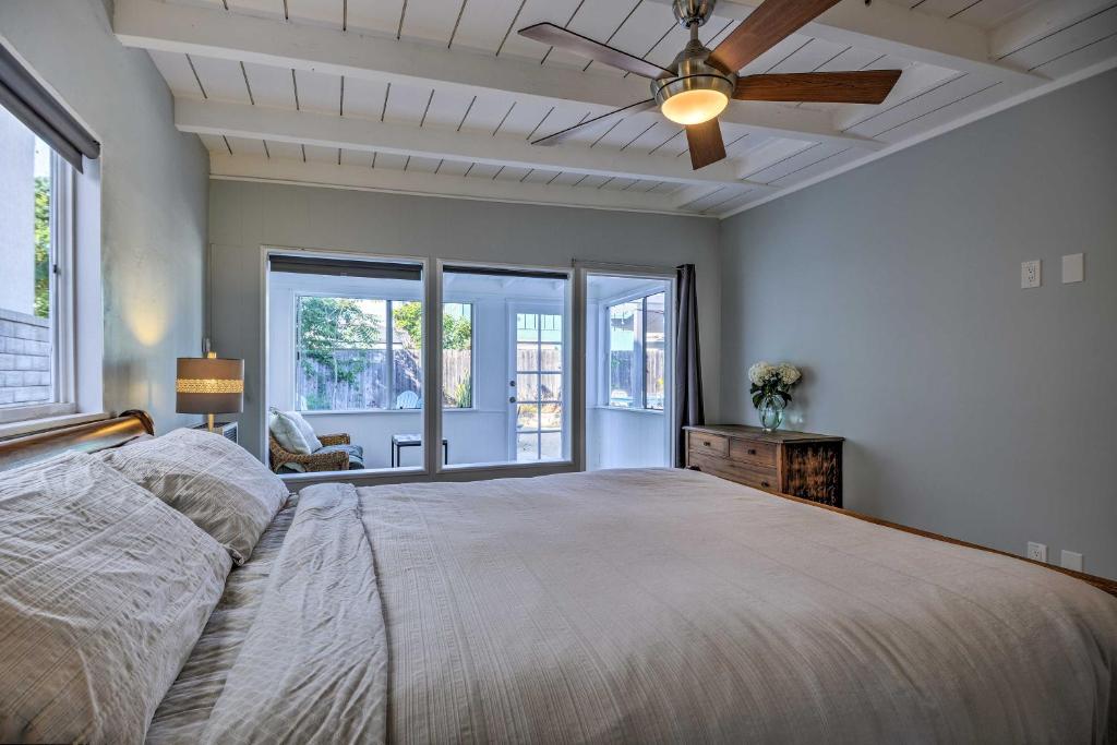 Remodeled Ventura Beach Home with Yard and Fire Pit! - image 2