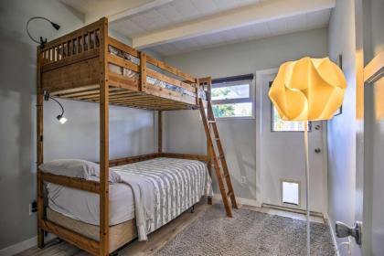 Remodeled Ventura Beach Home with Yard and Fire Pit! - image 4