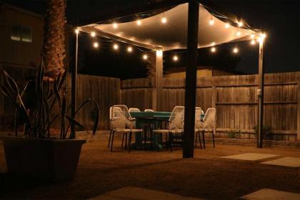 Remodeled Ventura Beach Home with Yard and Fire Pit! - image 7