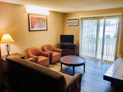 Ramada by Wyndham Spokane Valley - image 14
