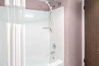 Ramada by Wyndham Spokane Valley - image 8