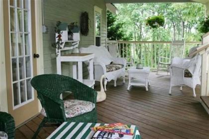 Alpine Haus Bed & Breakfast Inn - image 11