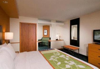 Fairfield Inn & Suites Verona - image 13