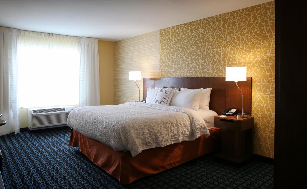 Fairfield Inn & Suites by Marriott Madison Verona - image 2