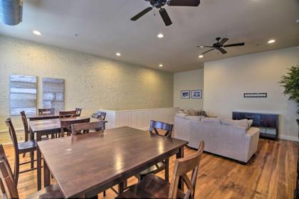 Historic Downtown Condo Walk to Riverfront!