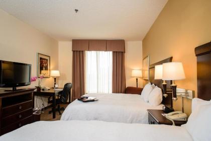 Hampton Inn Victoria - image 14