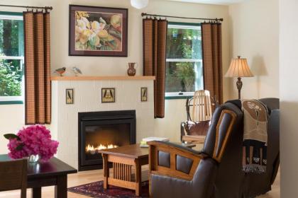 Eagle Rock Lodge - image 5