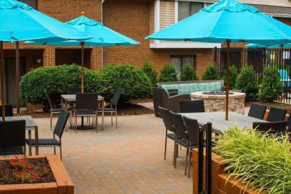 Hawthorn Suites by Wyndham Vienna VA - image 11