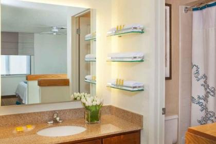 Hawthorn Suites by Wyndham Vienna VA - image 17