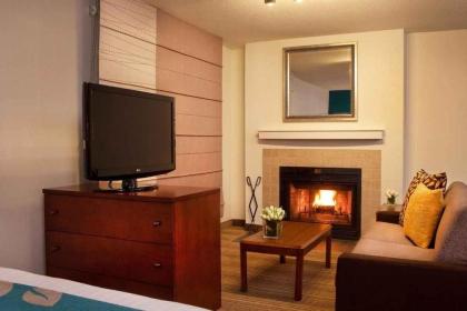 Hawthorn Suites by Wyndham Vienna VA - image 4