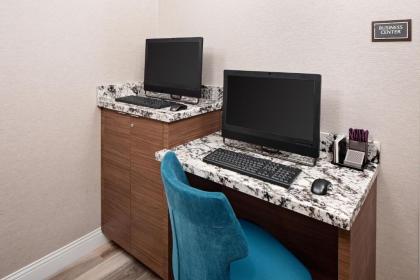 Residence Inn by Marriott Tysons - image 11