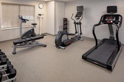 Residence Inn by Marriott Tysons - image 2