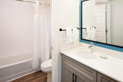 Residence Inn by Marriott Tysons - image 6