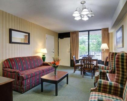 Quality Inn Tysons Corner - image 5