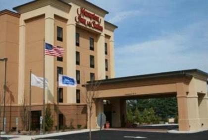 Hampton Inn & Suites Vineland - image 1