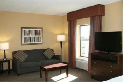 Hampton Inn & Suites Vineland - image 14