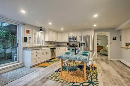 Marthas Vineyard Apt about 1 Mile to Inkwell Beach! - image 4