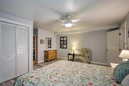 Marthas Vineyard Apt about 1 Mile to Inkwell Beach! - image 5