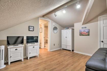 Upscale House with Pool - By Historic Route 66! - image 10