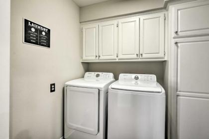 Upscale House with Pool - By Historic Route 66! - image 9