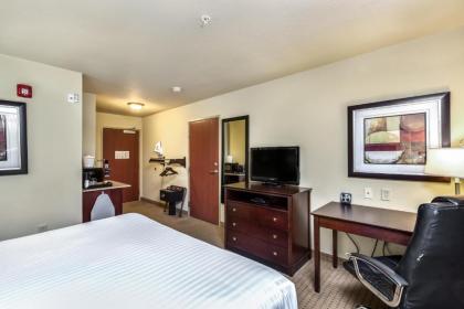Cobblestone Inn & Suites - Vinton IA - image 11