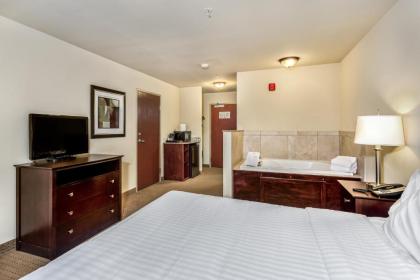 Cobblestone Inn & Suites - Vinton IA - image 5