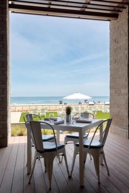Marriott Virginia Beach Oceanfront - image 2
