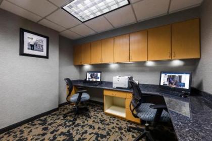 Hampton Inn Virginia Beach Oceanfront North - image 3