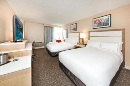 DoubleTree by Hilton Virginia Beach - image 5