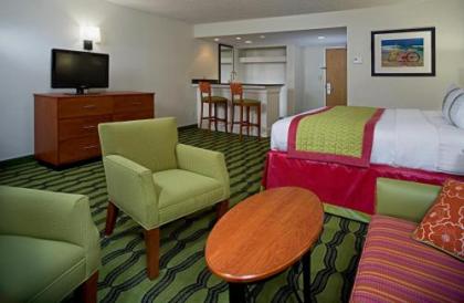 Holiday Inn VA Beach-Oceanside 21st Street an IHG Hotel - image 2