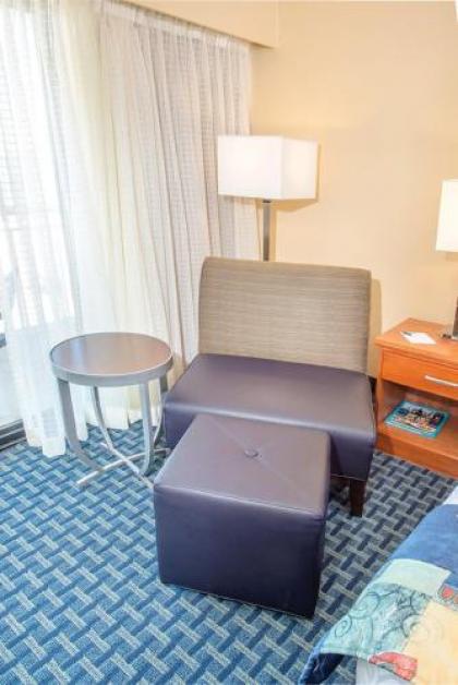 Ramada Plaza by Wyndham Virginia Beach - image 3