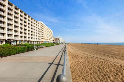 Country Inn & Suites by Radisson Virginia Beach (Oceanfront) VA - image 2