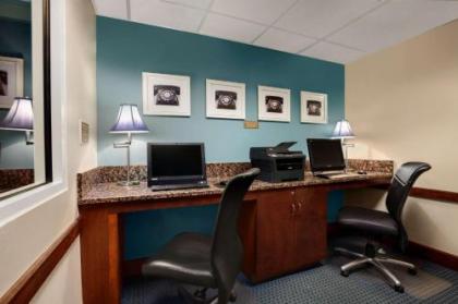 Country Inn & Suites by Radisson Virginia Beach (Oceanfront) VA - image 4