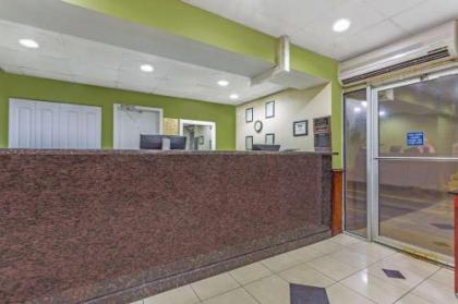 Travelodge by Wyndham Suites Virginia Beach Oceanfront - image 4