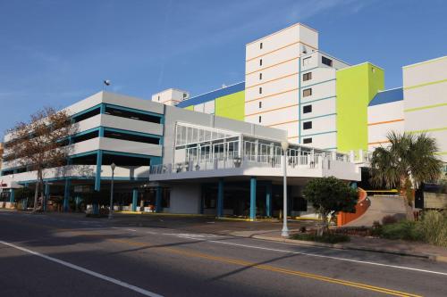 Best Western Plus Sandcastle Beachfront Hotel - main image